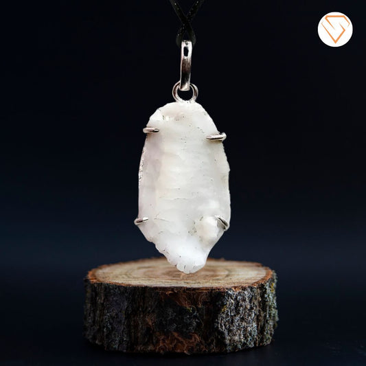 Shukramani Stone Pendant